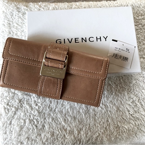 Givenchy Buckle Snap Leather Long Wallet - Picture 5 of 17
